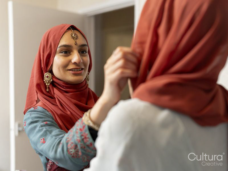 Women preparing for Ramadan celebration at home