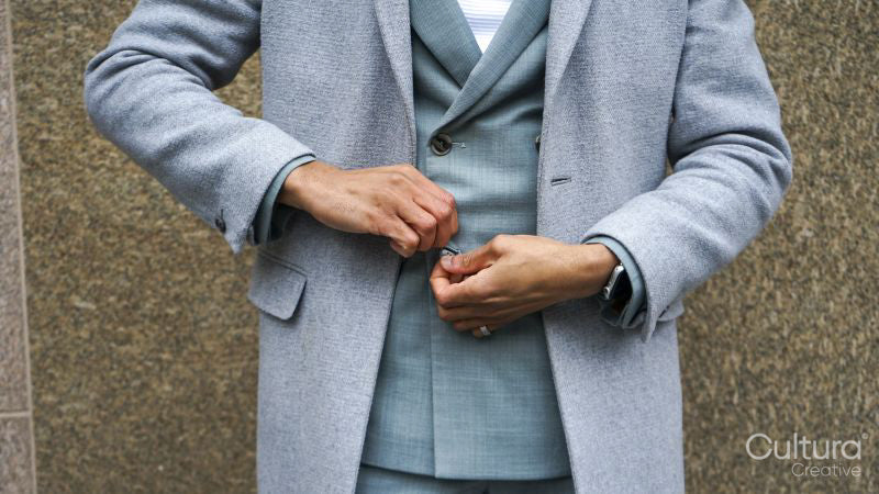 Mid section of man in business attire